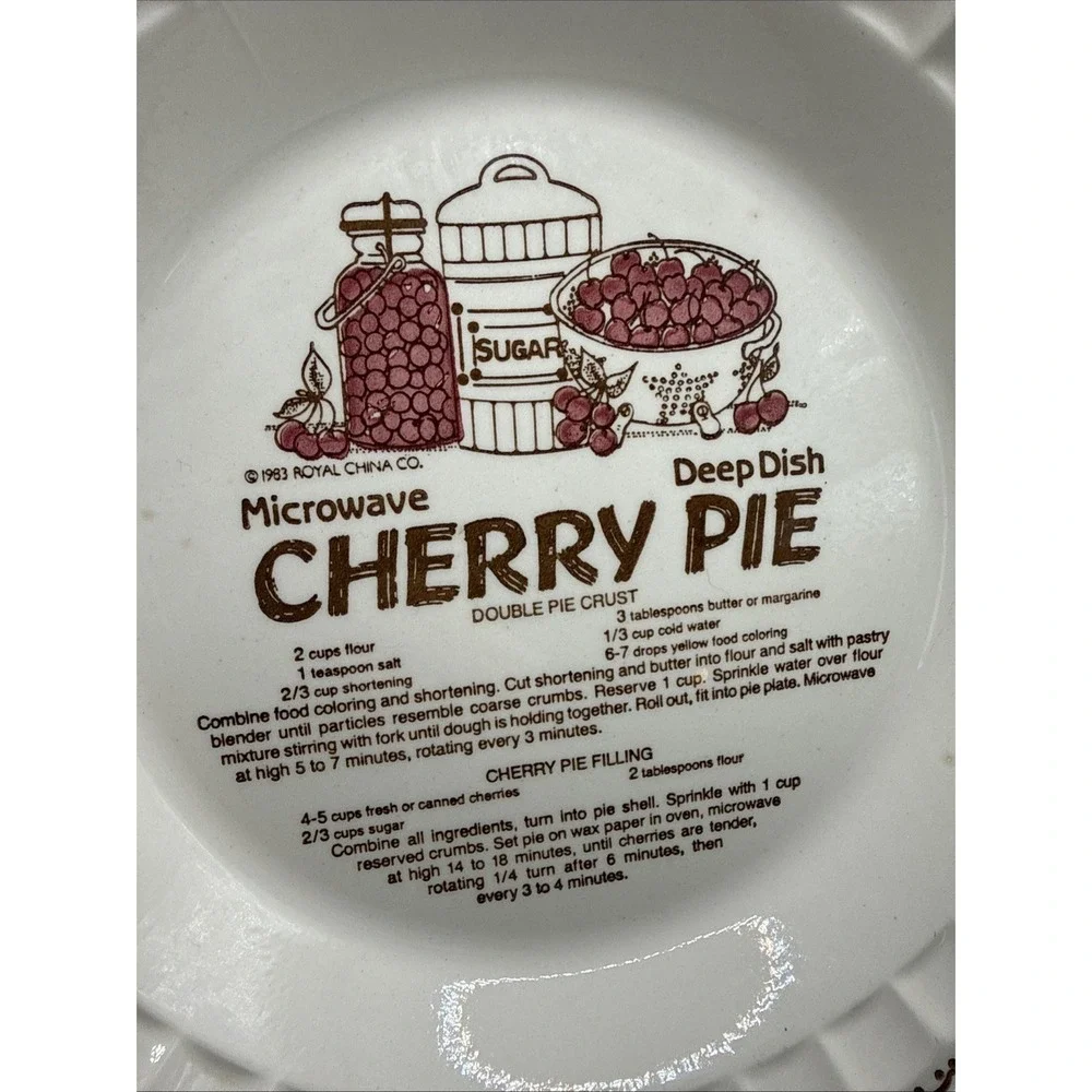 VINTAGE 1983 ROYAL CHINA CHERRY PIE COUNTRY HARVEST RECIPE CERAMIC DISH